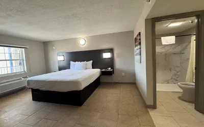 Photo 4 - Travelodge by Wyndham Venice