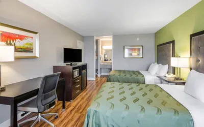 Photo 2 - Quality Inn Roanoke Airport