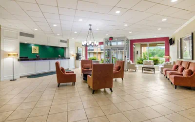 Photo 3 - Quality Inn Roanoke Airport