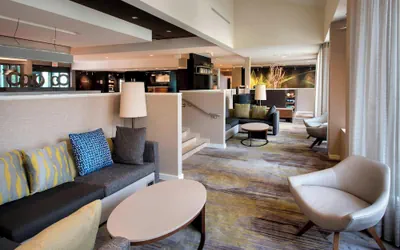 Photo 3 - Courtyard by Marriott Norwalk