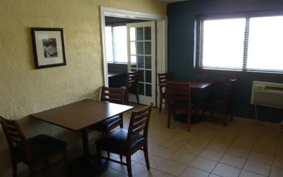 Photo 3 - Relax Inn
