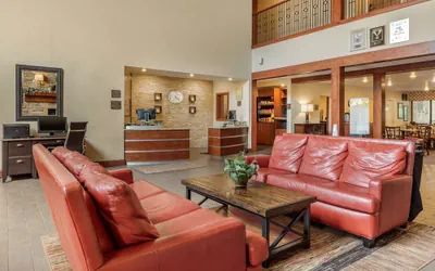 Photo 5 - Comfort Suites near Route 66
