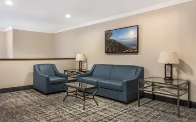Photo 5 - Best Western Town & Country Lodge