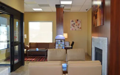 Photo 4 - SureStay Hotel by Best Western Tehachapi