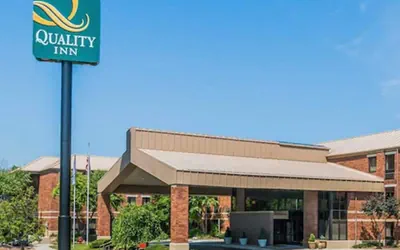 Photo 2 - Quality Inn Auburn Hills - Detroit North