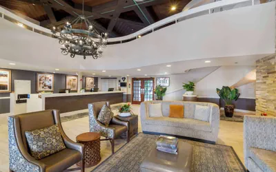 Photo 3 - Best Western Plus Carpinteria Inn