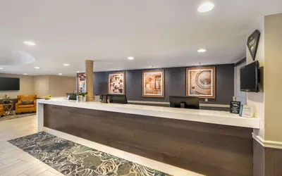 Photo 5 - Best Western Plus Carpinteria Inn