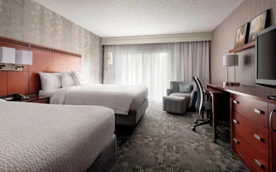 Photo 5 - Courtyard by Marriott San Francisco Airport