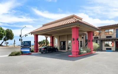 Photo 2 - Best Western Desert Villa Inn