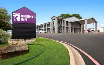 Photo 2 - Knights Inn Belton