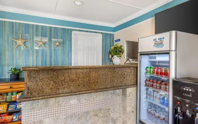 Photo 4 - Best Western Tradewinds