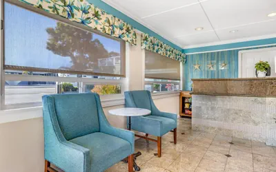 Photo 3 - Best Western Tradewinds