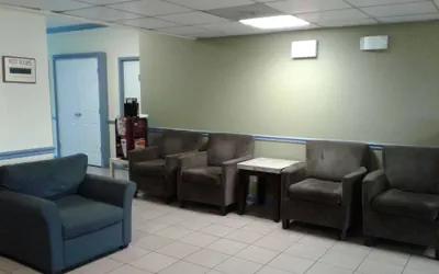 Photo 5 - Days Inn by Wyndham Alexandria South