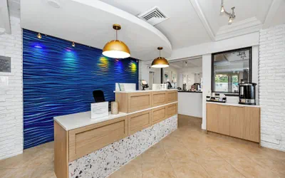 Photo 3 - Best Western Plus Yacht Harbor Inn