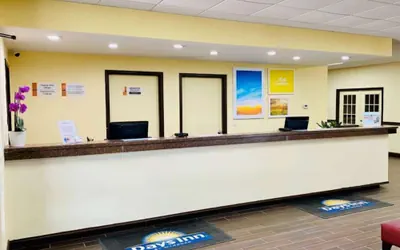 Photo 4 - Days Inn by Wyndham Maysville Kentucky