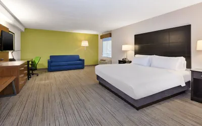 Photo 3 - Holiday Inn Express Waldorf by IHG