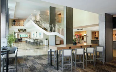 Photo 2 - DoubleTree by Hilton San Diego - Hotel Circle