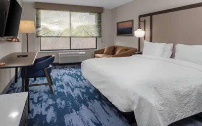 Photo 5 - Fairfield Inn & Suites by Marriott Springfield Enfield