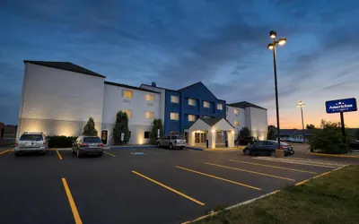 AmericInn by Wyndham Minot