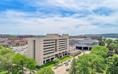 Photo 2 - Radisson Hotel La Crosse