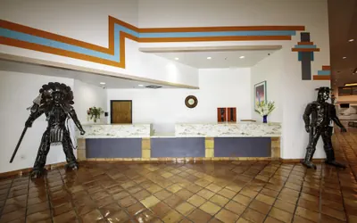 Photo 4 - Howard Johnson by Wyndham Gallup