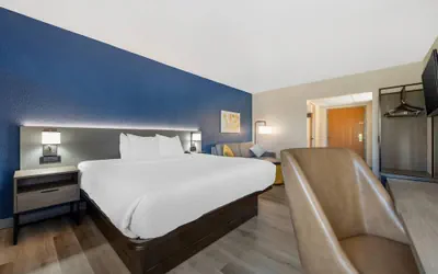 Photo 2 - Comfort Inn West Hazleton
