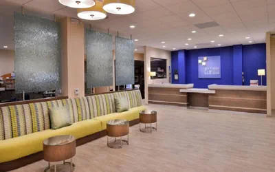 Holiday Inn Express & Suites Pasadena - Los Angeles by IHG