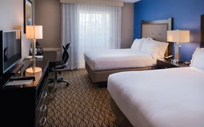 Photo 5 - Holiday Inn Express & Suites Pasadena - Los Angeles by IHG