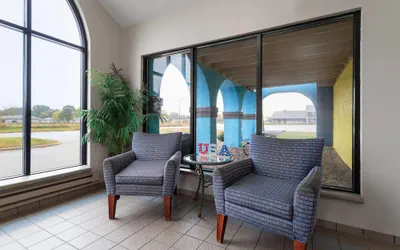 Photo 5 - Days Inn by Wyndham Austin
