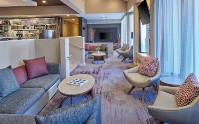 Photo 3 - Courtyard by Marriott Detroit Warren