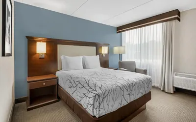 Photo 2 - Best Western Plus Coeur d'Alene Inn