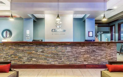 Photo 4 - Clarion Inn Belle Vernon
