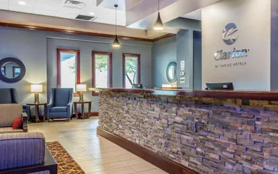 Photo 5 - Clarion Inn Belle Vernon