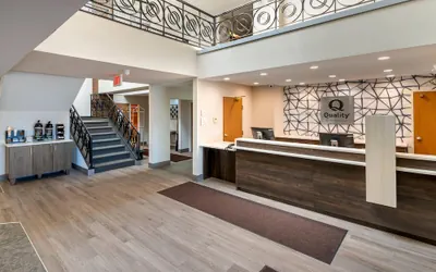 Photo 4 - Quality Inn St. Cloud West