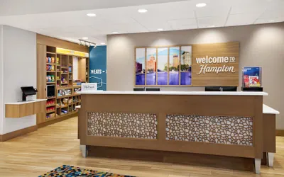 Photo 4 - Hampton Inn & Suites Syracuse North Airport Area