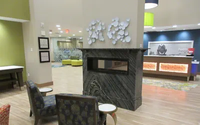 Photo 5 - Hampton Inn & Suites Syracuse North Airport Area