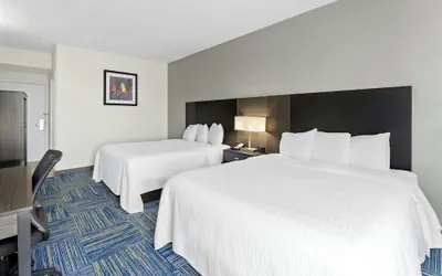 Photo 5 - Allentown Park Hotel by The Red Collection