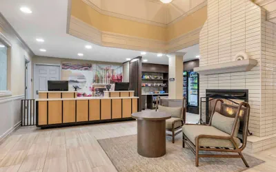 Photo 5 - Sonesta ES Suites Dulles Airport