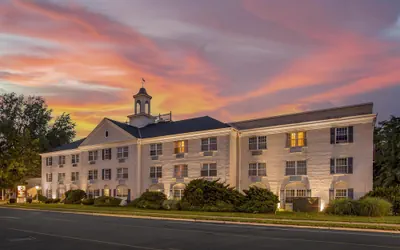 Best Western PLUS Morristown Inn-Florham Park