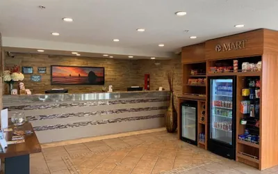 Photo 2 - Ramada by Wyndham Portland