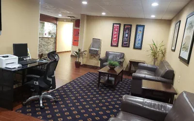 Photo 3 - A Victory Hotel & Suites