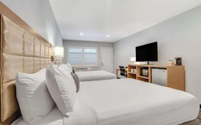 Photo 5 - Sather Berkeley, SureStay Collection by Best Western