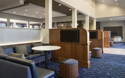 Photo 4 - Courtyard by Marriott San Mateo Foster City
