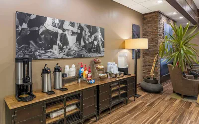 Photo 5 - Best Western CottonTree Inn