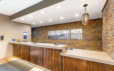 Photo 4 - Best Western CottonTree Inn