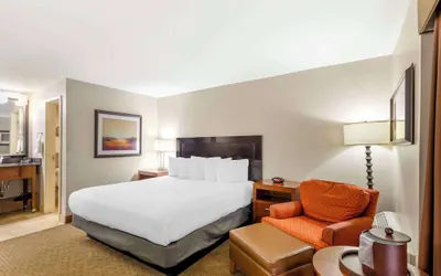 Photo 2 - Best Western CottonTree Inn
