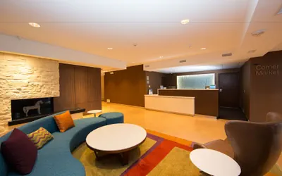 Photo 3 - Fairfield Inn & Suites by Marriott Burlington