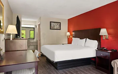 Photo 4 - Americas Best Value Inn Laurel