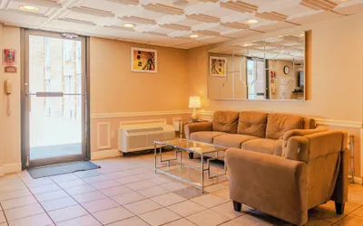 Photo 4 - Windsor Hotel