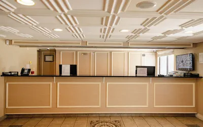 Photo 3 - Windsor Hotel